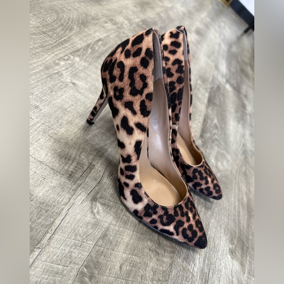 Steve Madden Leopard Print Women's Shoes Size 9 - Picture 2 of 5